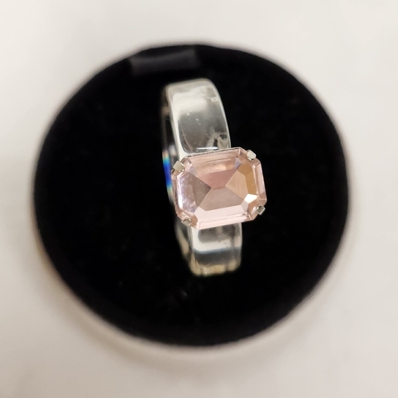 Pop Art Pink Rhinestone Ring - Picture 3 of 5